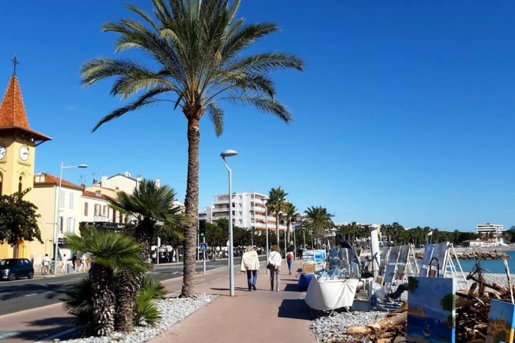 Studio Cosy Terrasse Front Mer Cagnes-sur-Mer Bagian luar foto
